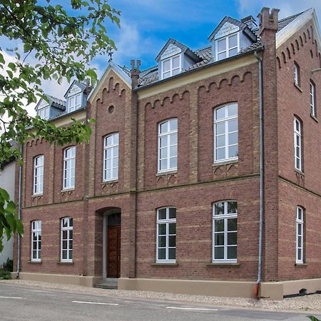 Muehlen-Apartment Im Herrenhaus Rheinblick Xanten Exterior photo